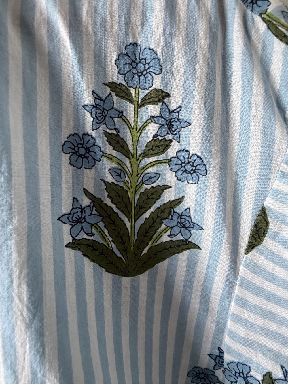 Ivy Jane | Blue Stripe Floral Button Front Blouse | Small - Picture 8 of 11